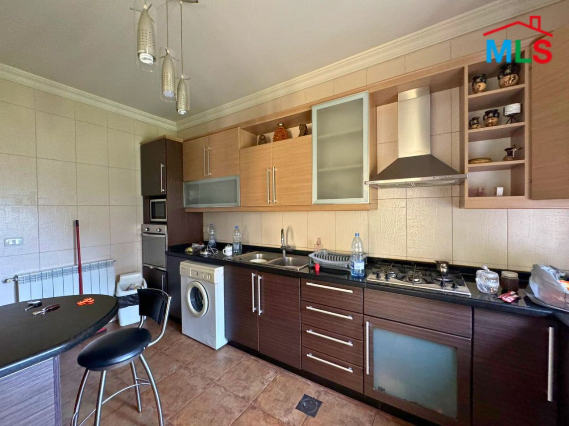 Spacious Fully Furnished Apartment For Rent In Monteverde