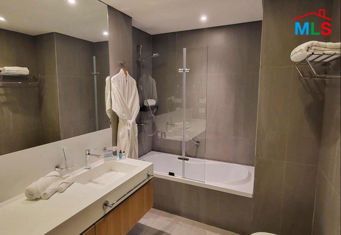 45m² Suite for Rent In Monot, Achrafieh