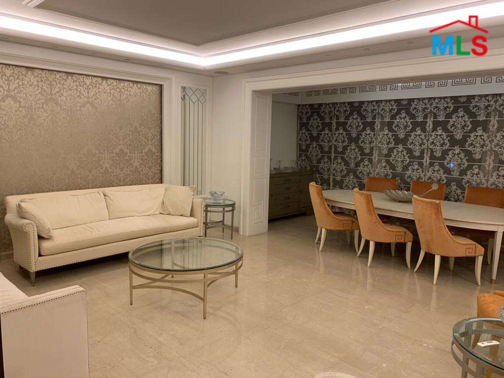 Elegant 3-Bedroom Apartment for Rent In Achrafieh, Sioufi