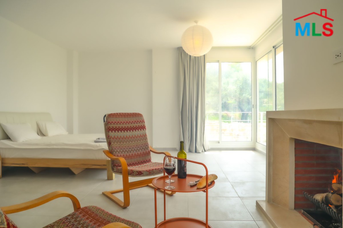 Villa Brick: A charming Villa For Rent 10 minutes from Jbeil