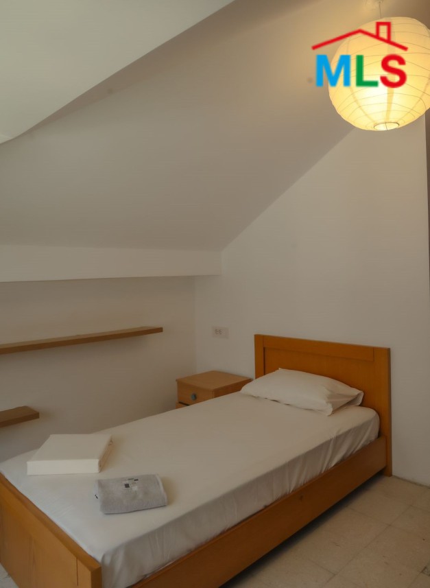 Villa Brick: A charming Villa For Rent 10 minutes from Jbeil
