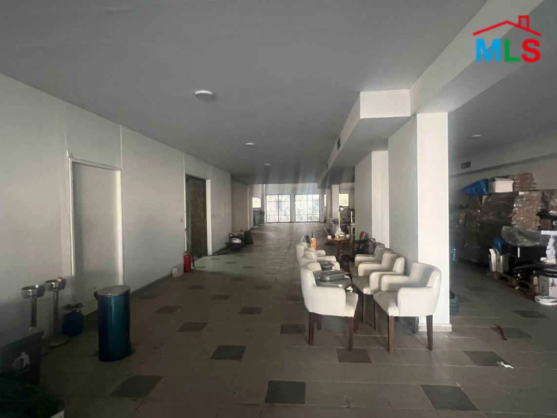 882 SQM Showroom with High Ceiling for Rent in Achrafieh, Corniche Al Nahr