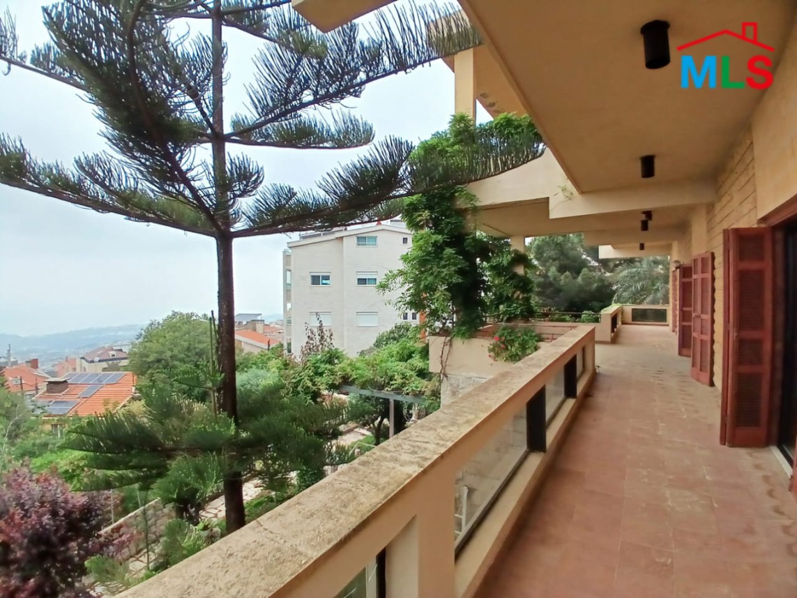 Spacious Furnished Apartment with Panoramic View For Rent in Biyada