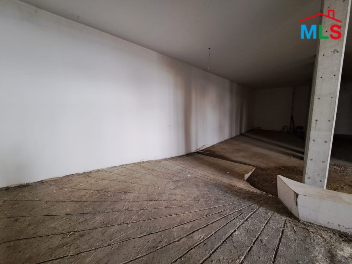 Brand New Open Space Warehouse for Rent in Sabtieh