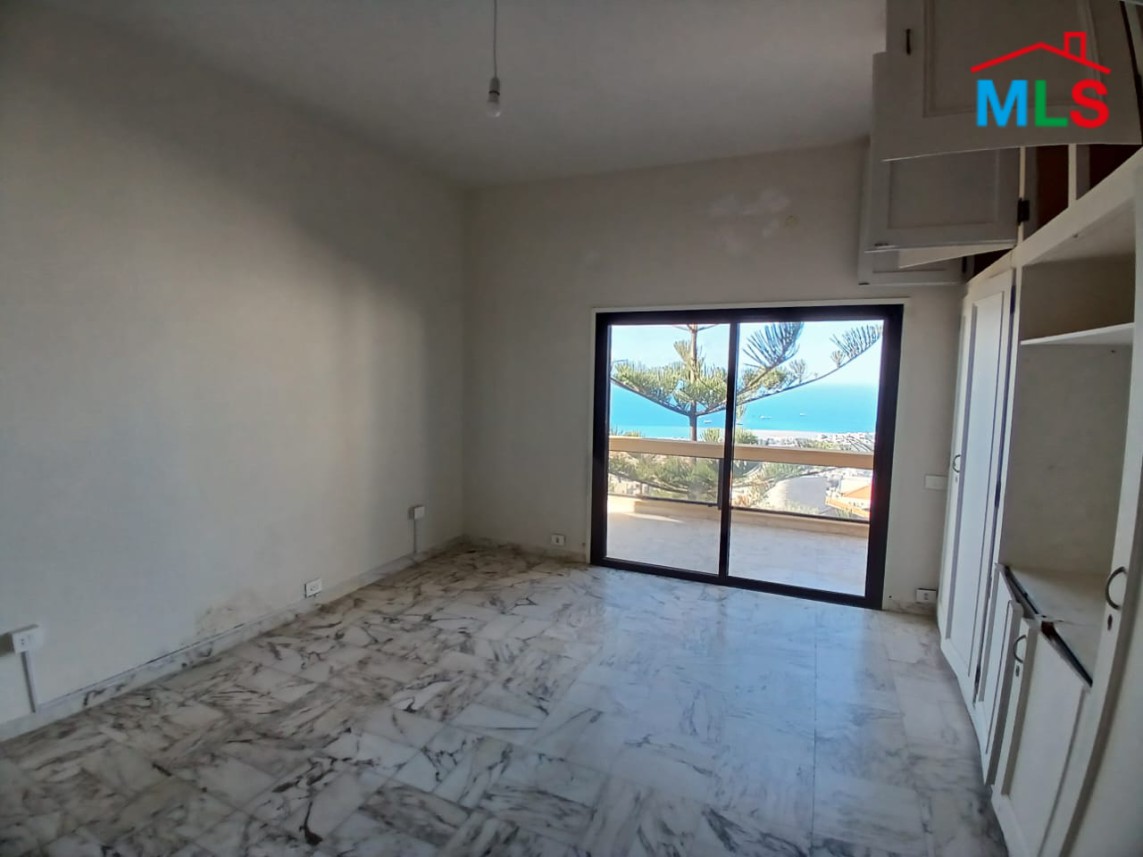 Spacious Furnished Apartment with Panoramic View For Rent in Biyada