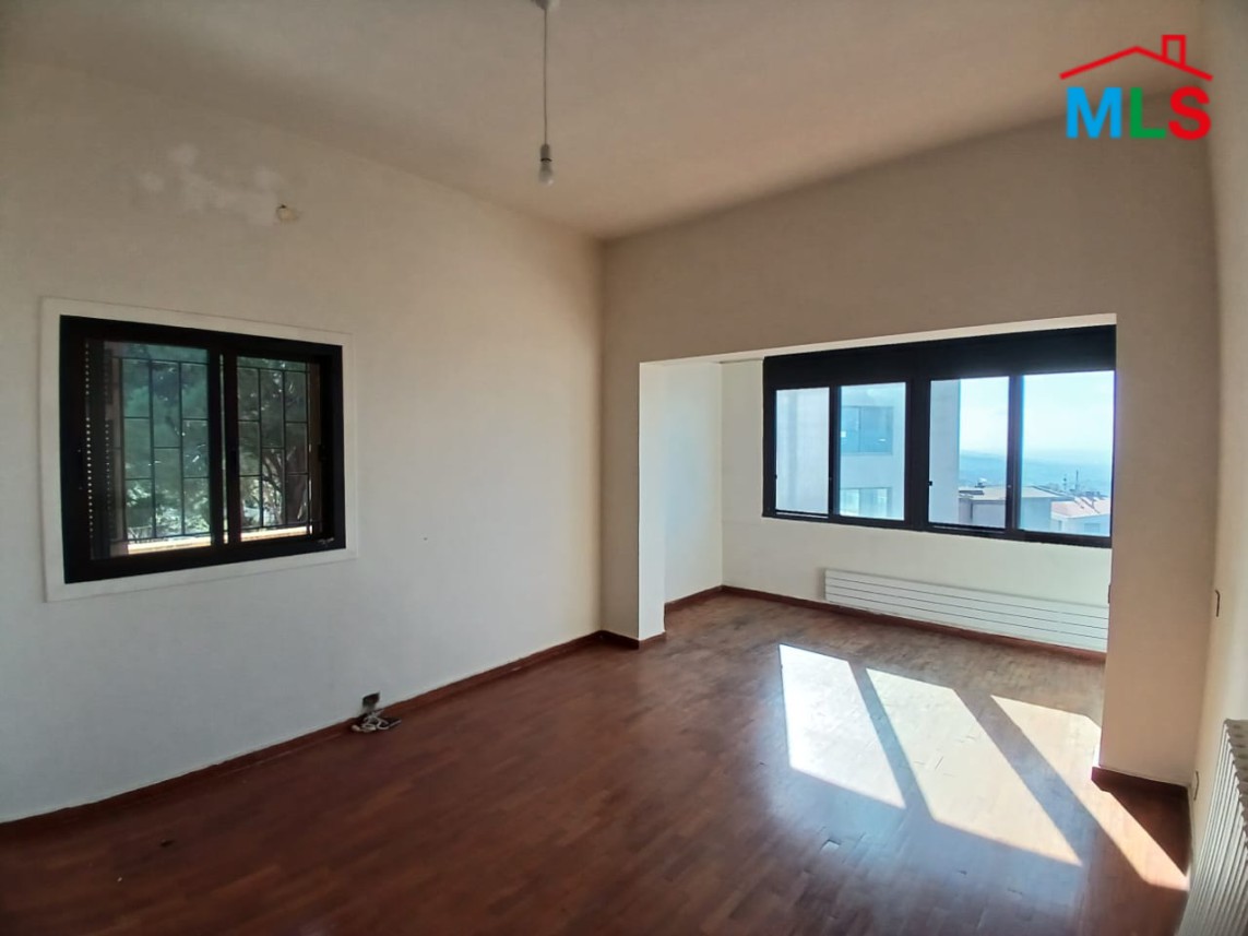 Spacious Furnished Apartment with Panoramic View For Rent in Biyada