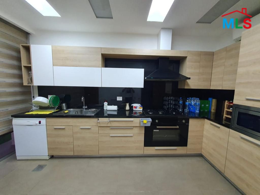 Spacious Semi-Furnished Apartment With Terrace For Rent In Monteverde