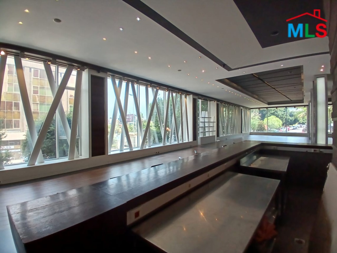 A Luxurious Spacious Lounge for Rent In Horsh Tabet