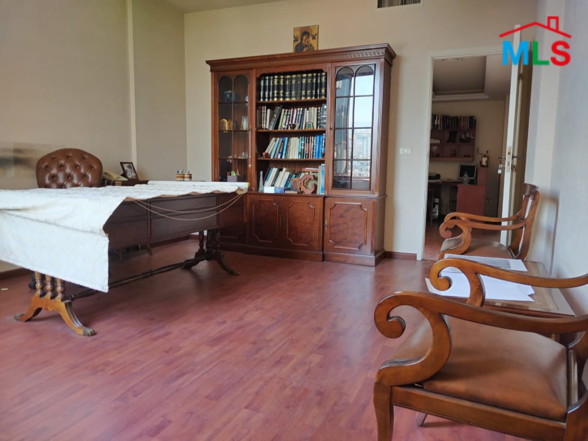 Spacious Office for Rent In Kaslik