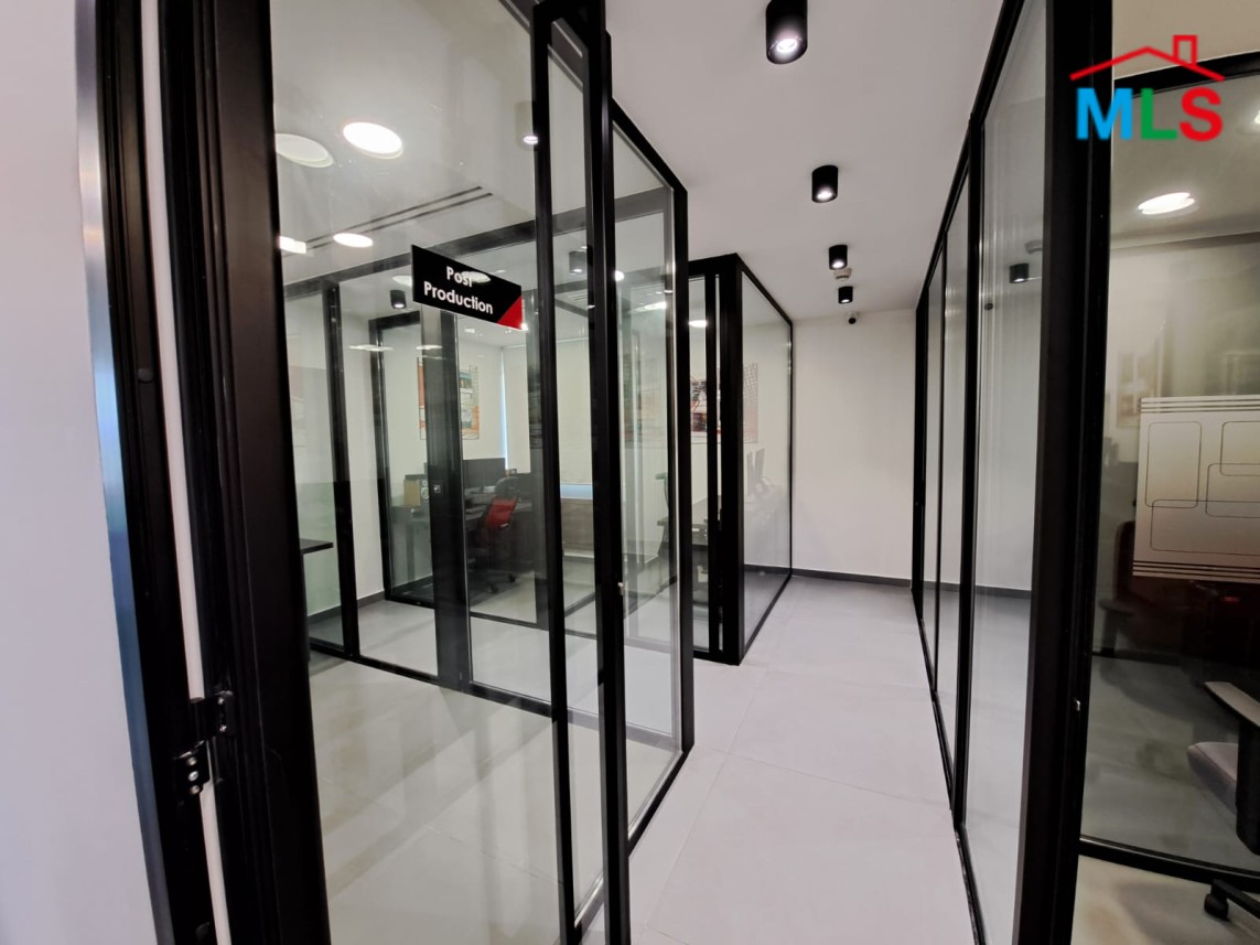 Spacious Decorated Office For Rent In A High-End Tower In Sin Fil - 24/7 Elct