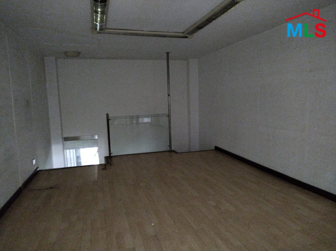 65 SQM Shop For Rent in Souk Jounieh