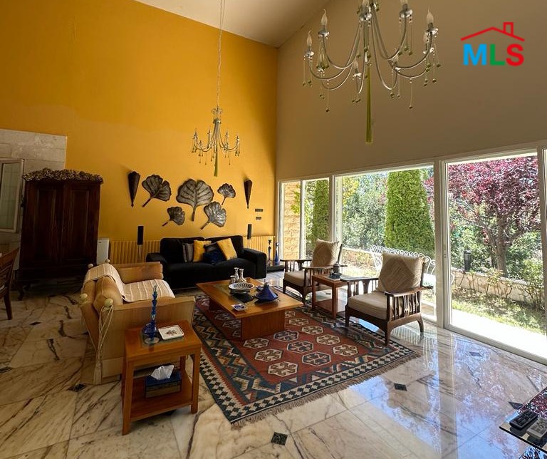 Fully Decorated & Furnished Villa for Rent In Mayrouba