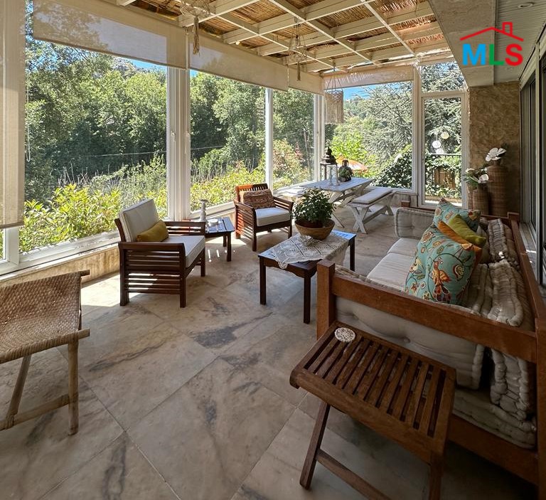 Fully Decorated & Furnished Villa for Rent In Mayrouba