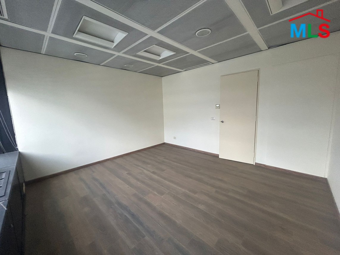 70 SQM Office for Rent in Hamra, Ras Beirut