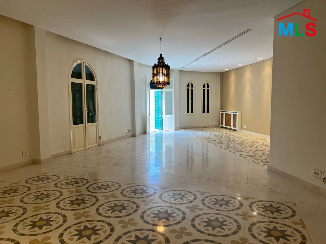 High Ceiling Vintage Apartment for Rent In Achrafieh