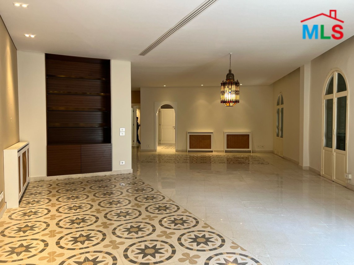 High Ceiling Vintage Apartment for Rent In Achrafieh