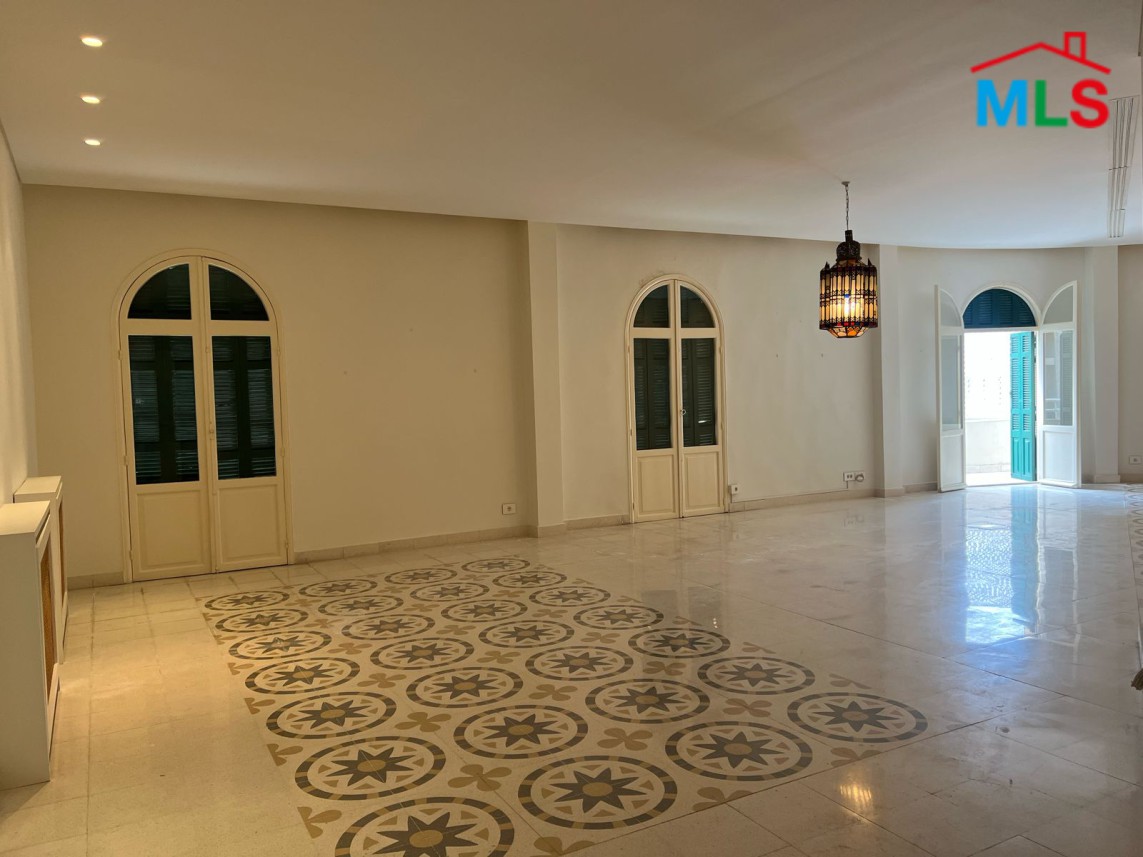 High Ceiling Vintage Apartment for Rent In Achrafieh