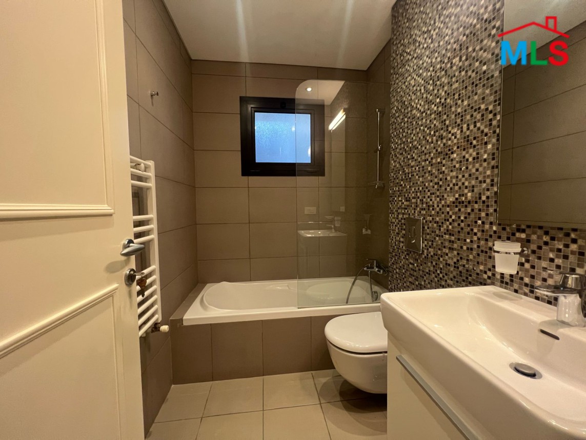 High Ceiling Vintage Apartment for Rent In Achrafieh