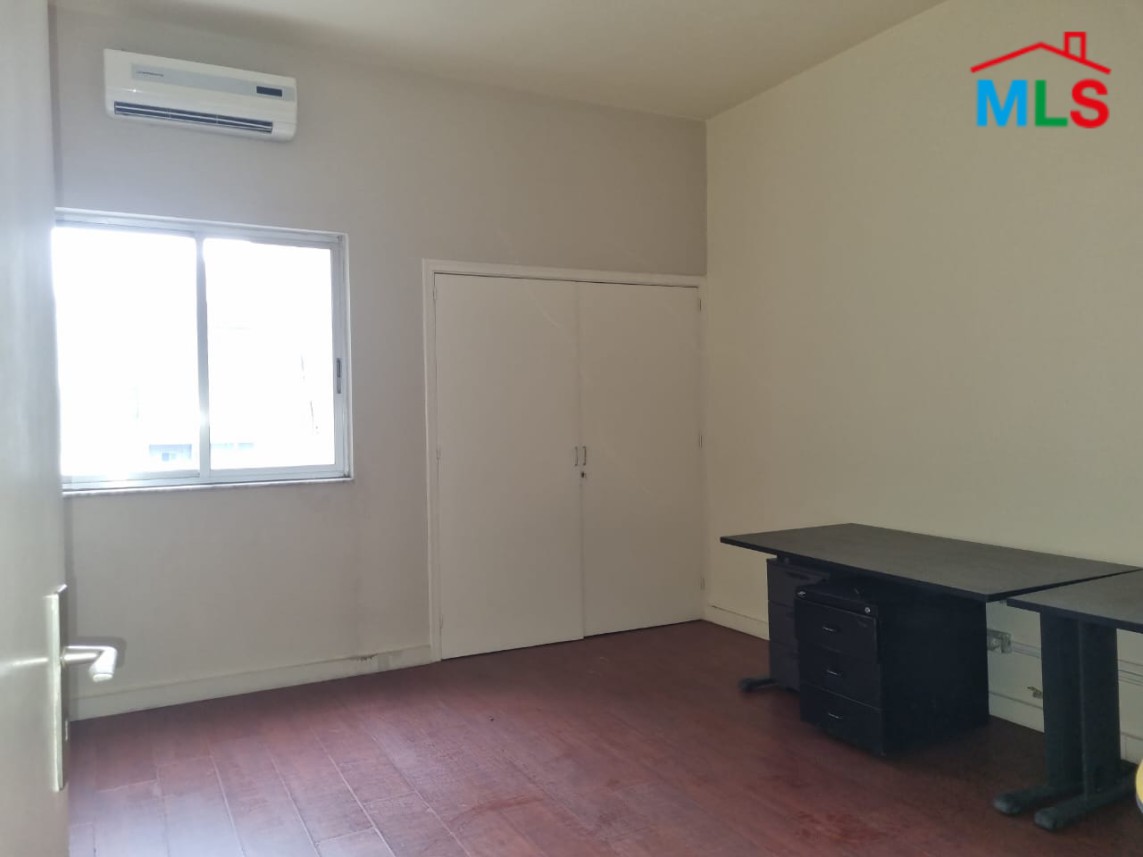 250 SQM Furnished Office for Rent in Verdun, Ras Beirut