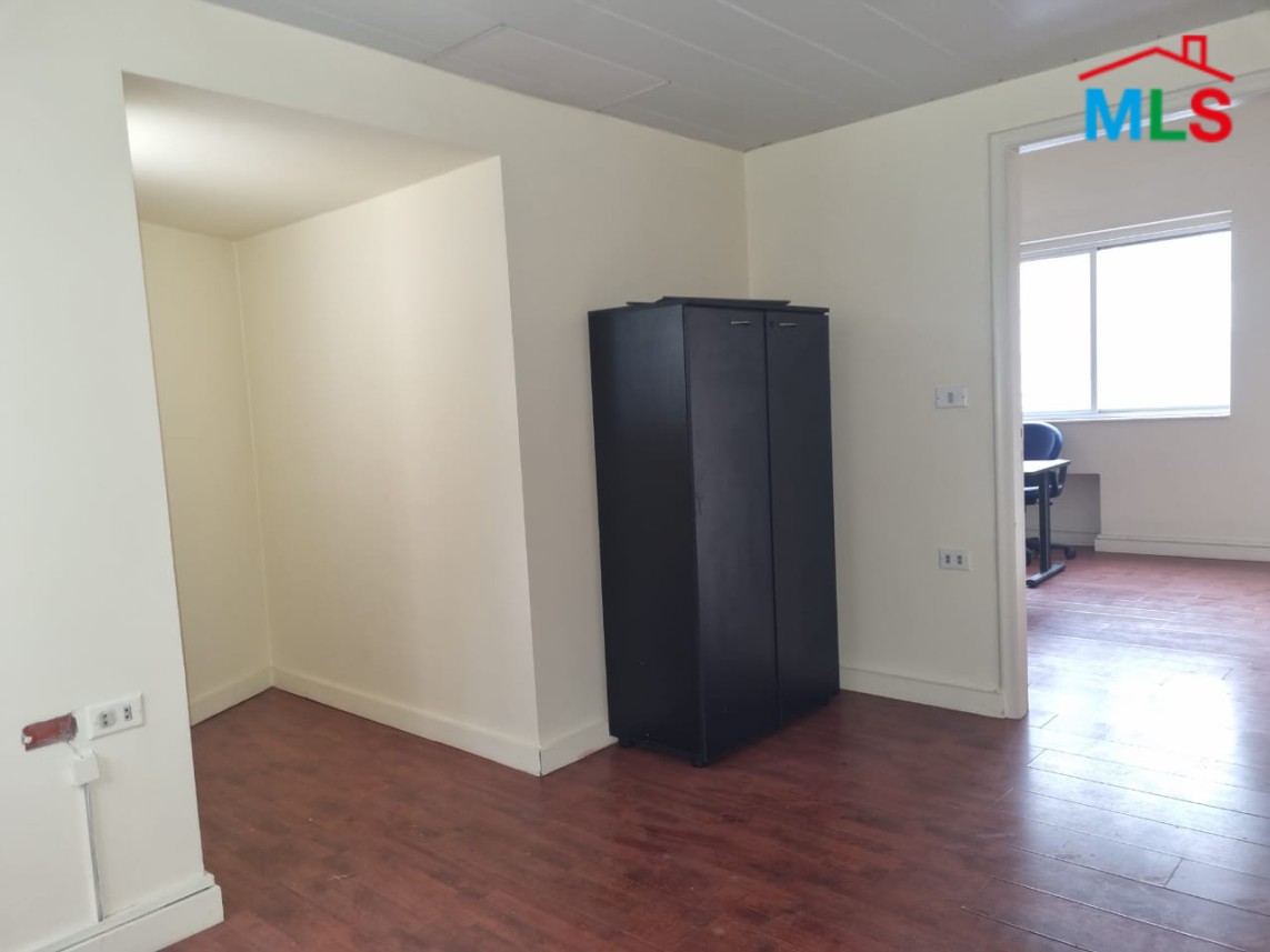 250 SQM Furnished Office for Rent in Verdun, Ras Beirut