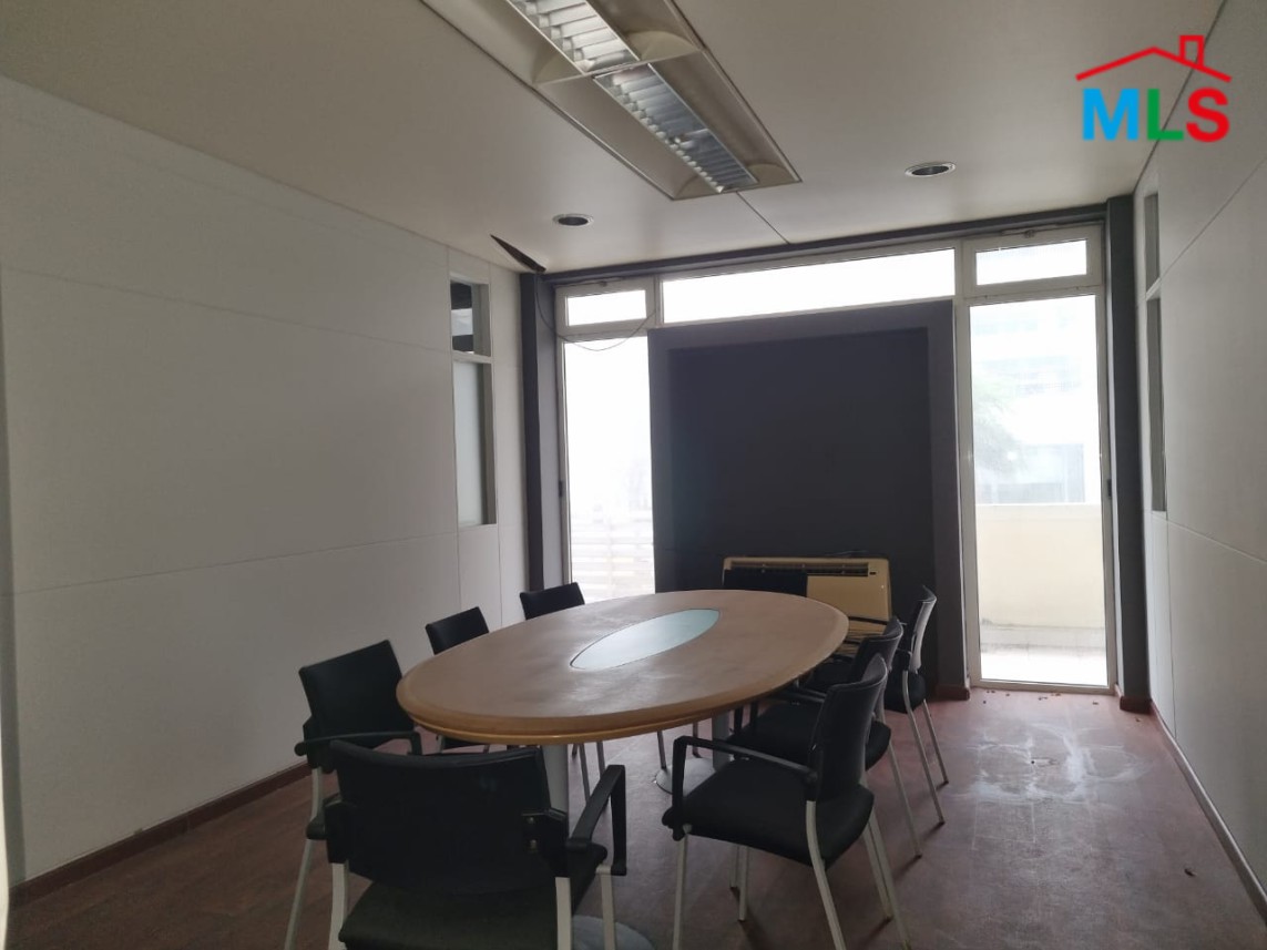 450 SQM Furnished Office for Rent in Verdun, Ras Beirut
