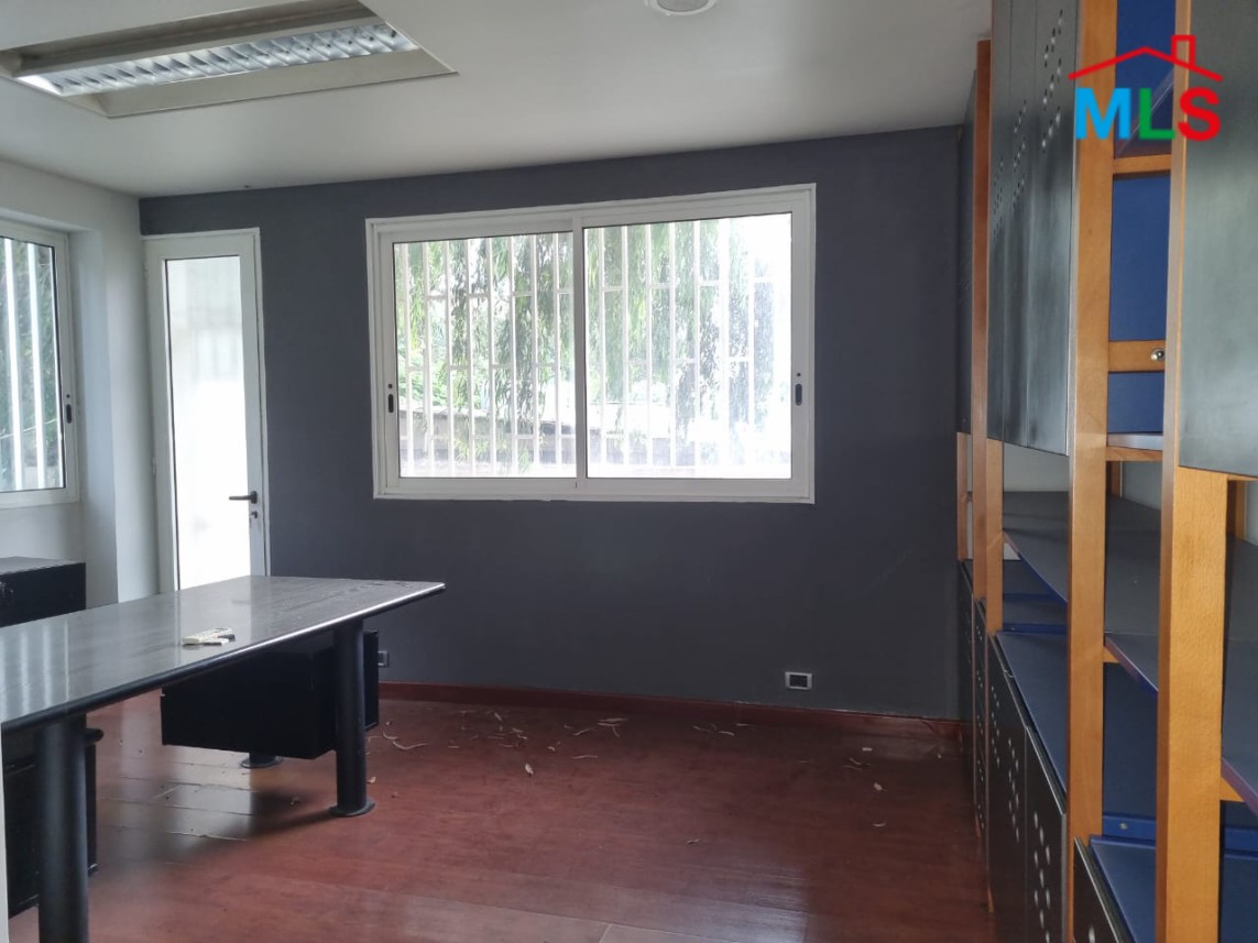 450 SQM Furnished Office for Rent in Verdun, Ras Beirut