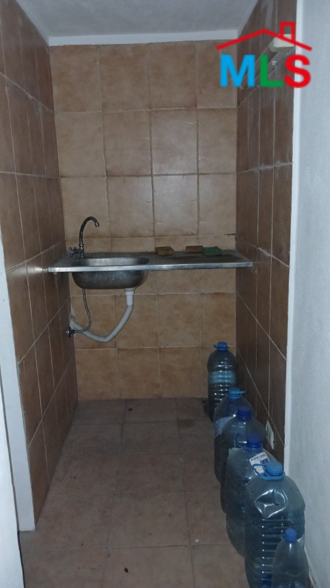 An Open Space Warehouse for Rent in Naccache