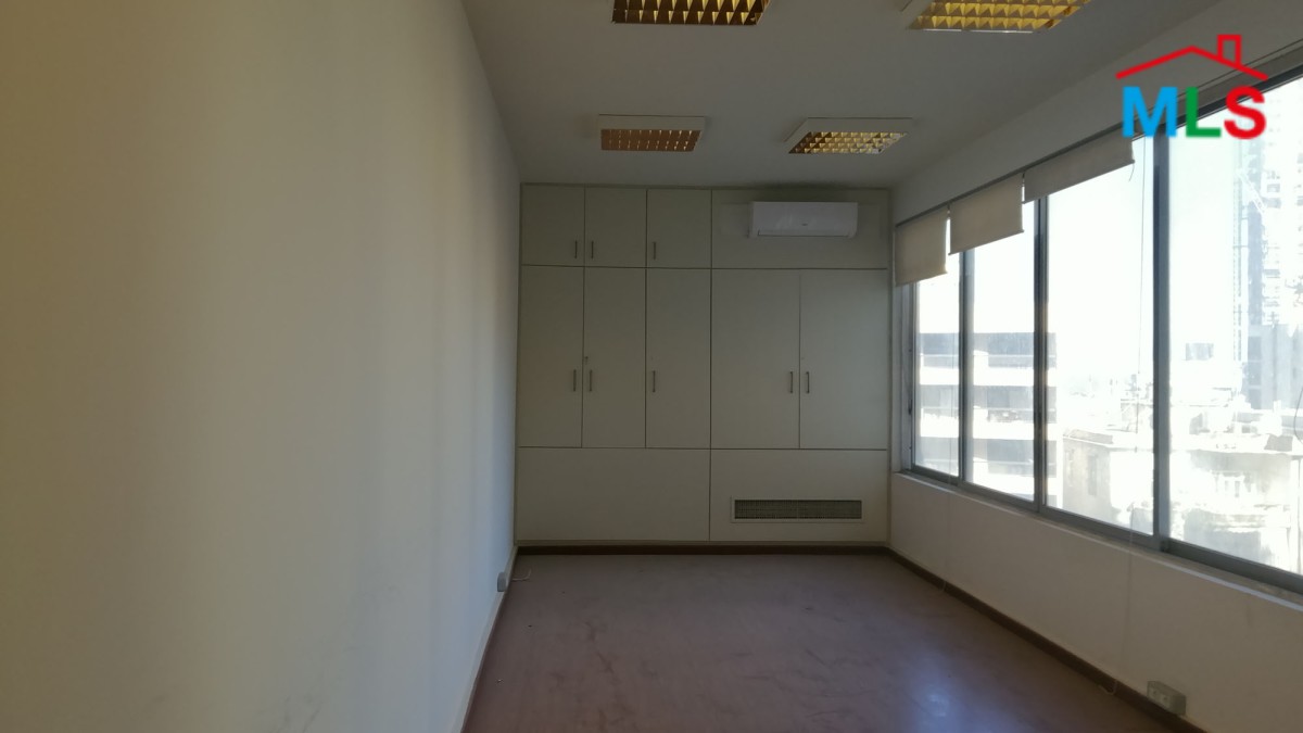 160 SQM Office for Rent In Tabaris, Achrafieh