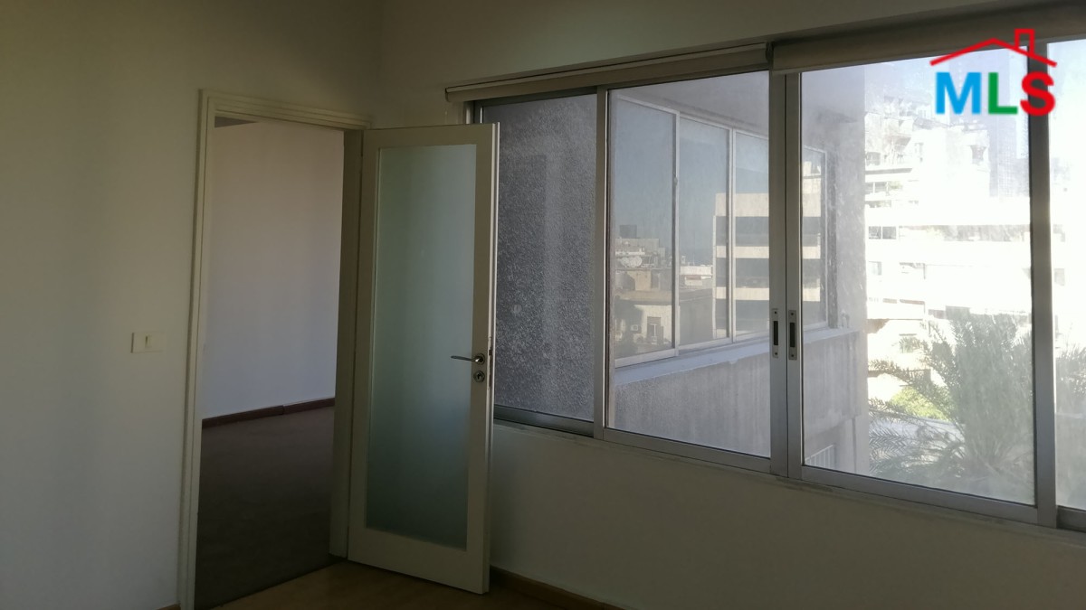 160 SQM Office for Rent In Tabaris, Achrafieh