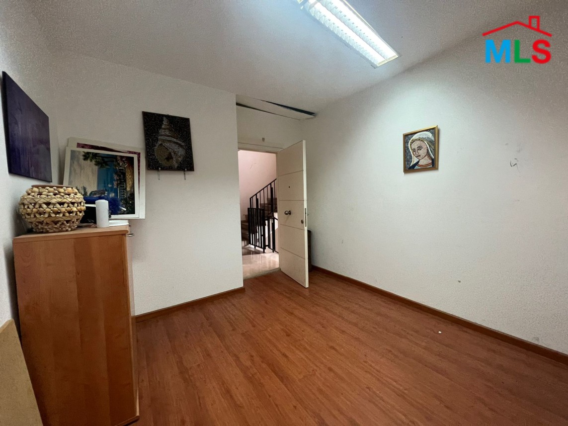 100 SQM Office for Rent in a Central Location in Achrafieh, Sassine
