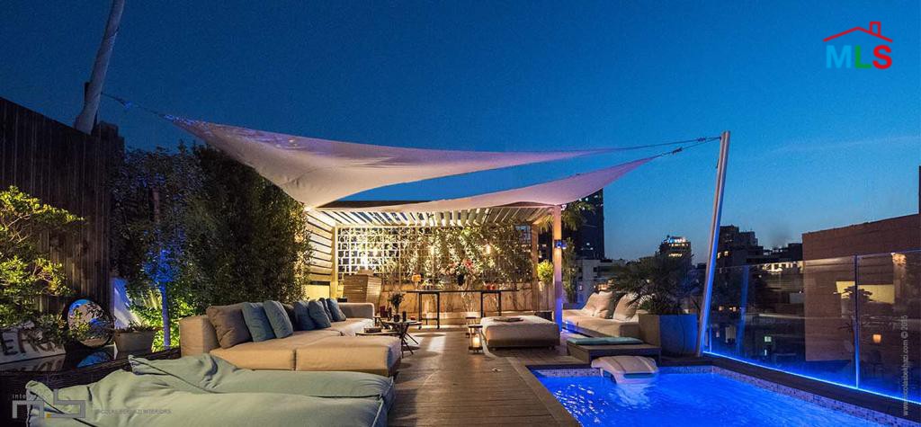 Spacious Luxurious Apartment With Rooftop & Private Pool for Rent in Achrafieh