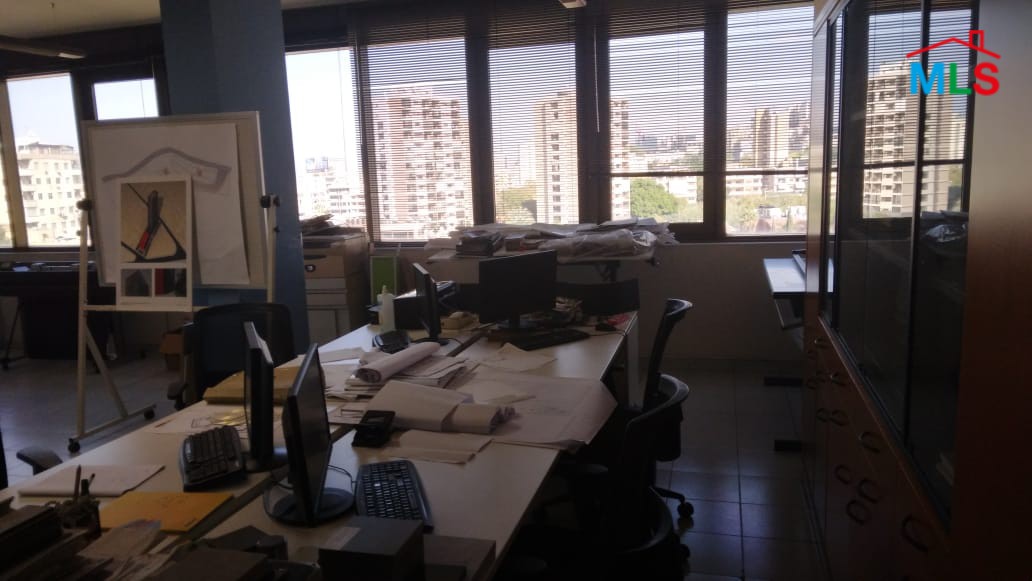 Spacious Office for Rent in Antelias