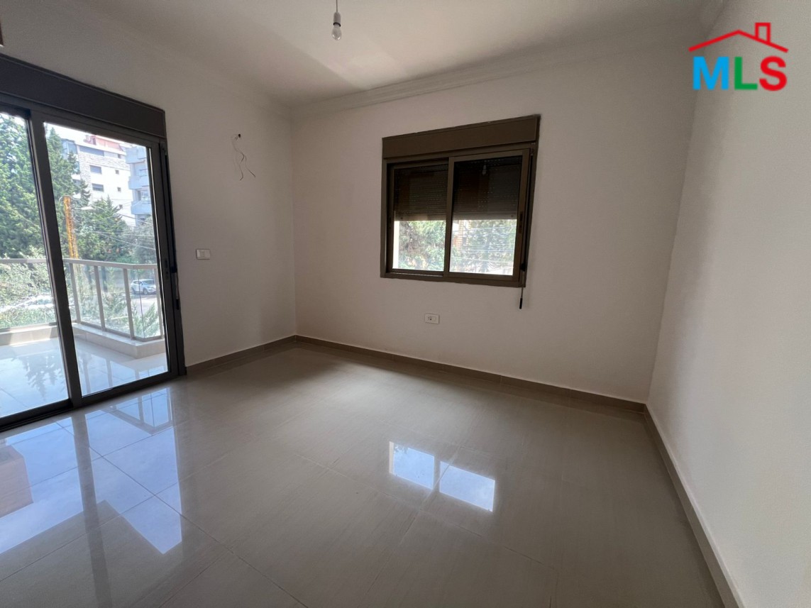 Spacious Apartment with Seaview for Rent In Kfarhbeib