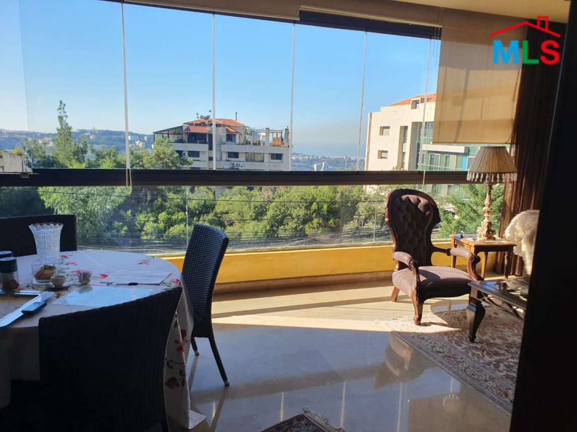 Furnished 4-Bedroom Apartment with Terrace for Rent In Monteverde