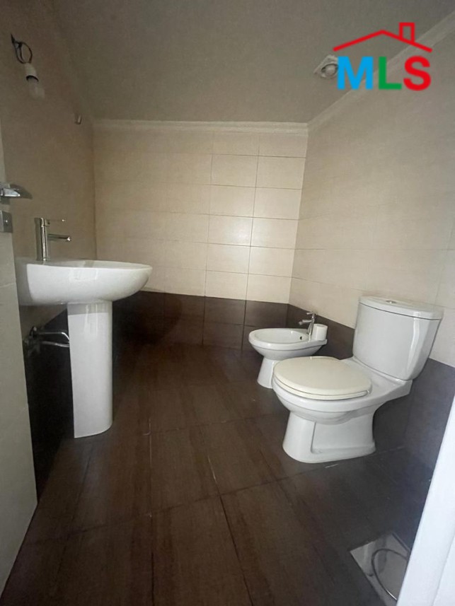 60 SQM Office for Rent In Fatqa