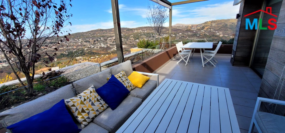Chalet With Terrace for Rent in A Well Known Resort in Fakra