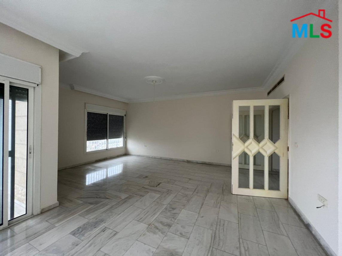 Apartment With A Beautiful View for Rent In Kfaryassine