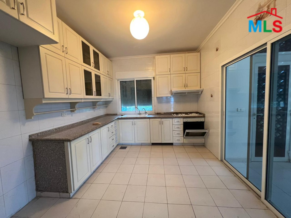 Apartment With A Beautiful View for Rent In Kfaryassine
