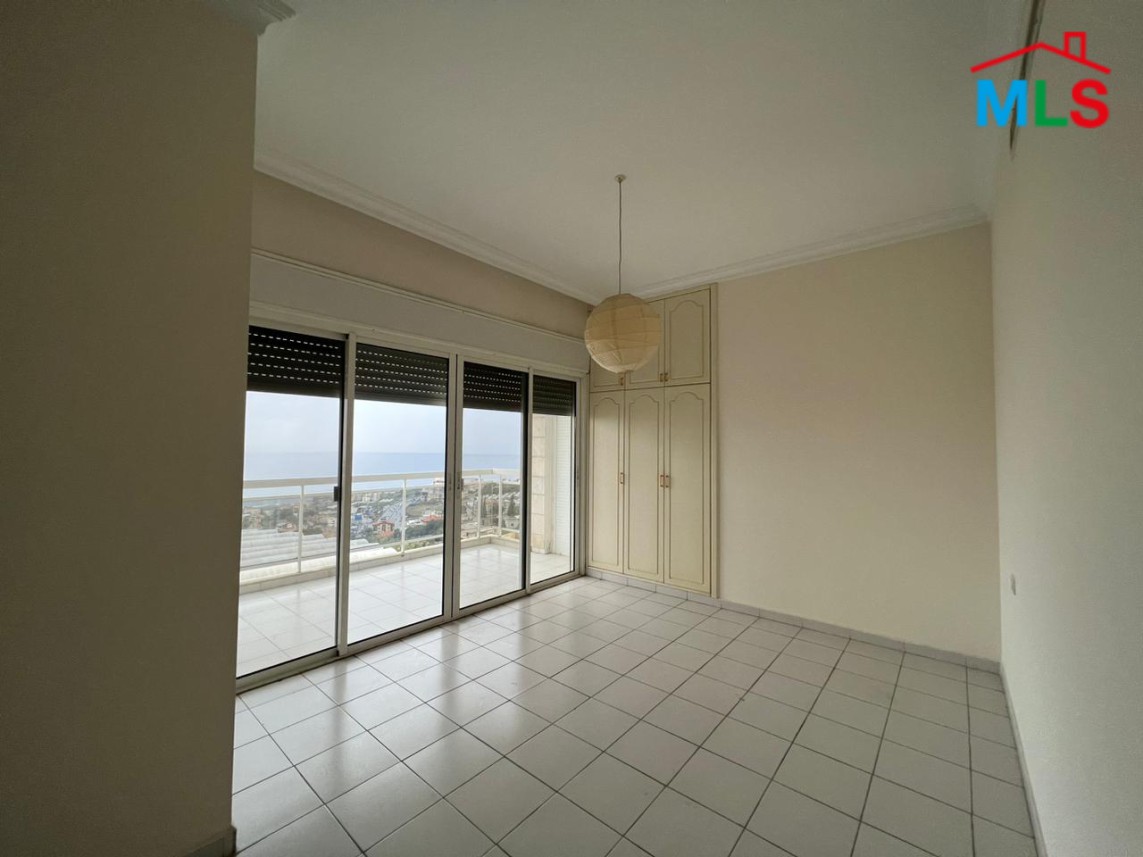 Apartment With A Beautiful View for Rent In Kfaryassine