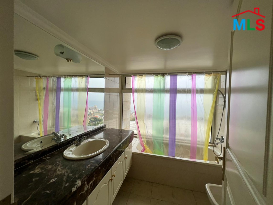 Apartment With A Beautiful View for Rent In Kfaryassine