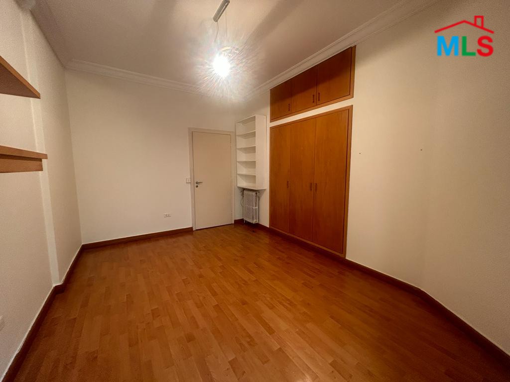 4-Bedroom Apartment for Rent In Clemenceau, Ras Beirut