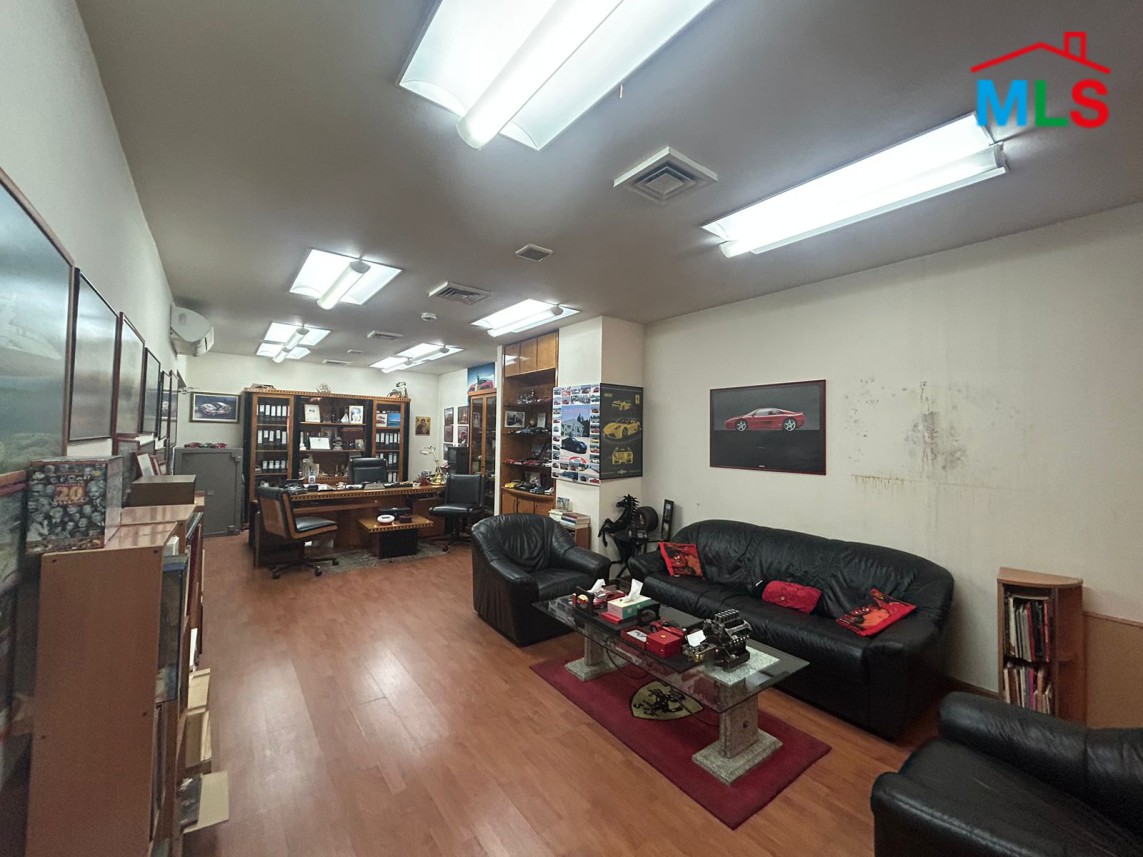 400 SQM Office for Rent in Sassine, Achrafieh