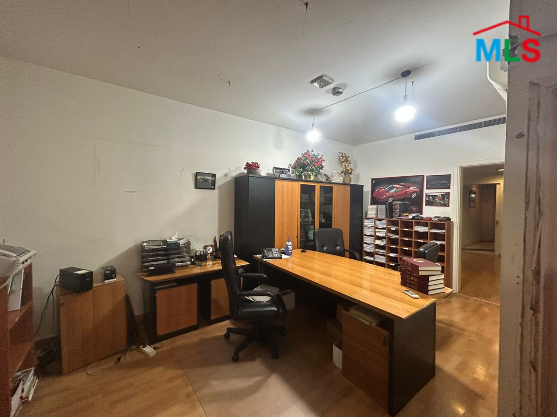 400 SQM Office for Rent in Sassine, Achrafieh