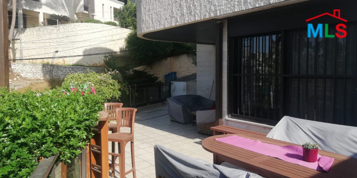 Furnished Appartment with Terrace for Rent in Mtayleb