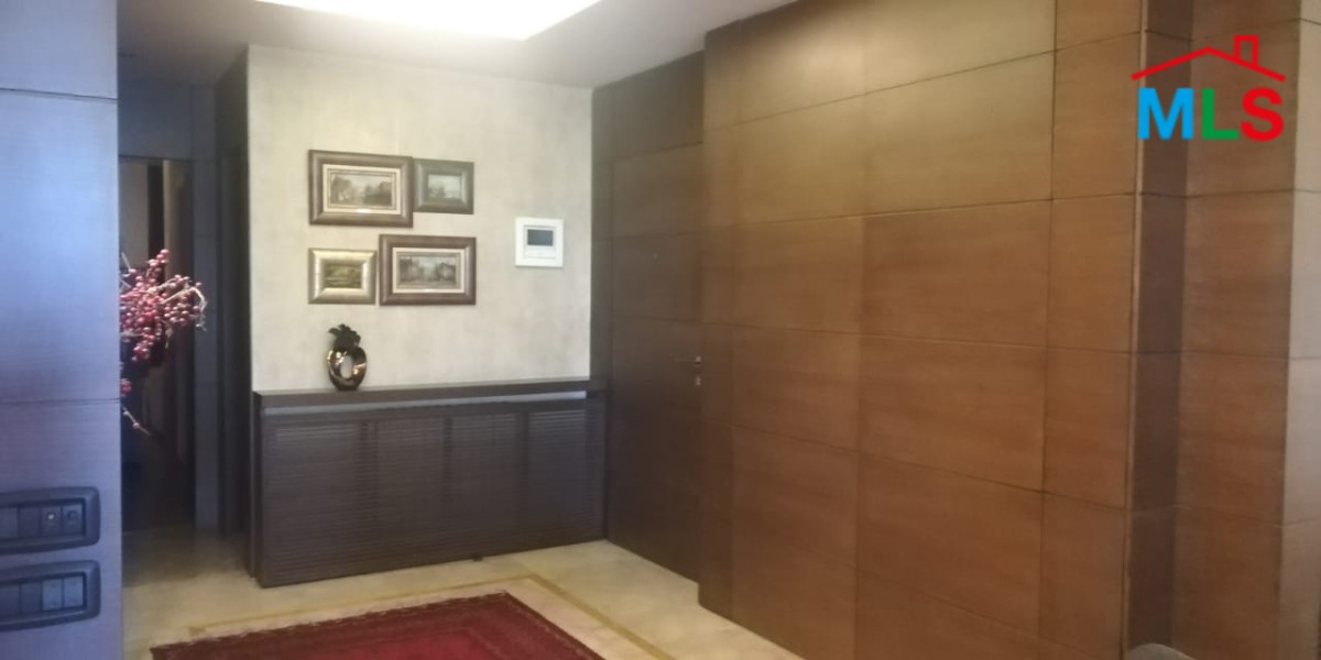 Furnished Appartment with Terrace for Rent in Mtayleb