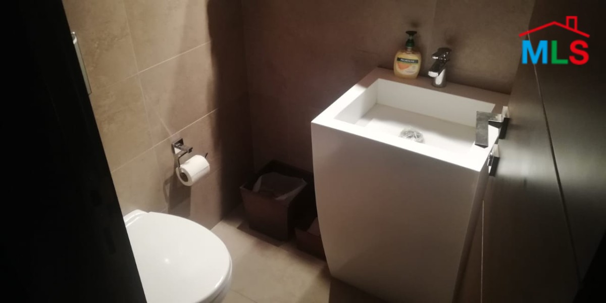 Furnished Appartment with Terrace for Rent in Mtayleb