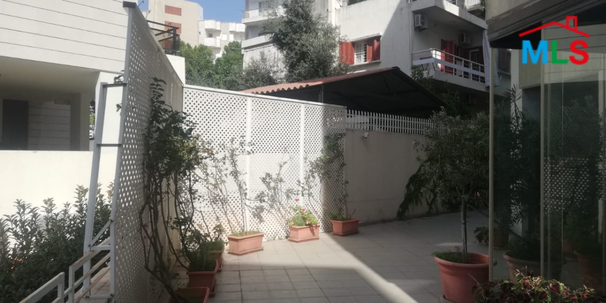 Spacious Apartment With Terrace And Garden for Rent In Mtyaleb