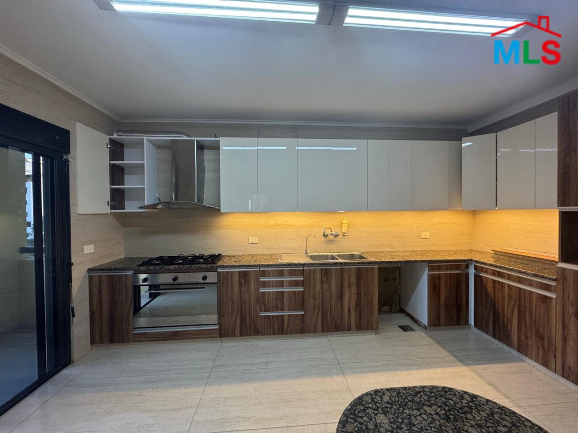 Spacious Apartment for Rent In Aoukar