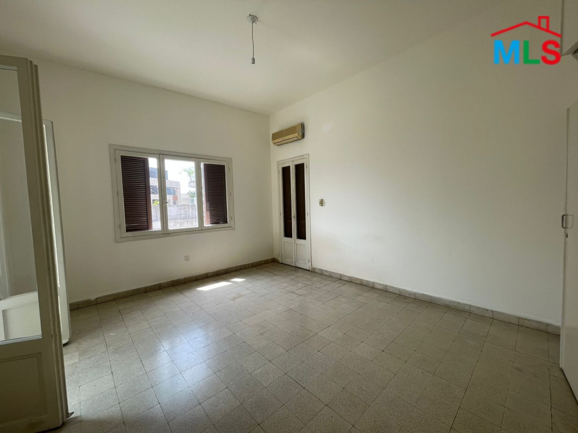 3-Bedroom Apartment for Rent In Achrafieh, Saydeh