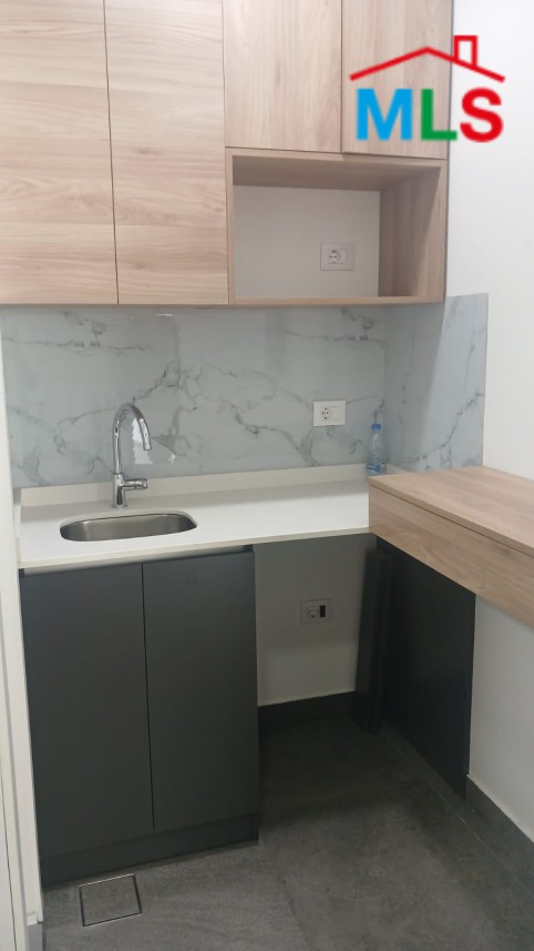 Ready To Move Office for Rent In Dekweneh